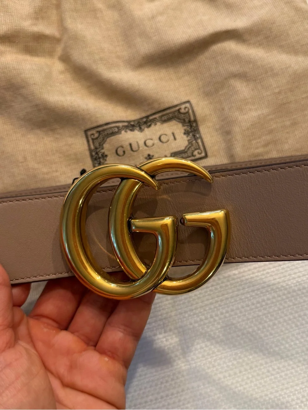 Gucci Beige Leather Belt with Gold Double G Buckle